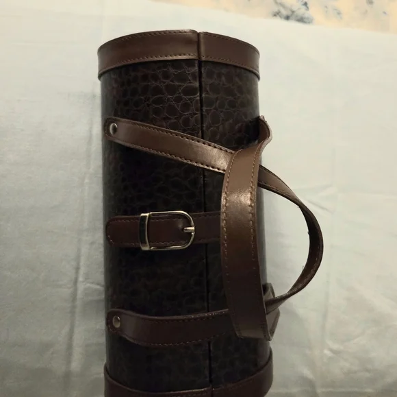 Vintage Brown Barrel Style Handbag - Picture 9 of 9